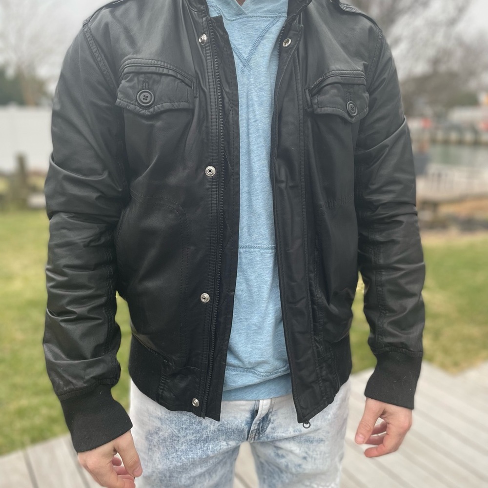 Vintage MINT condition Diesel Mens Leather Jacket! Perfect for spring! Size M